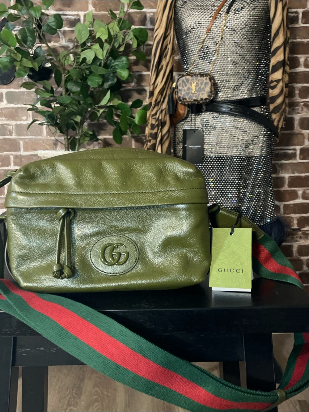 Gucci Shoulder Bag with Tonal Double G - Forest Green